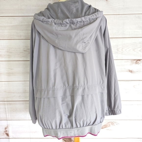 Ivy Park Perforated Hooded Pull Over with Banded Hem in Purple & Pink Sz Medium - Picture 9 of 14